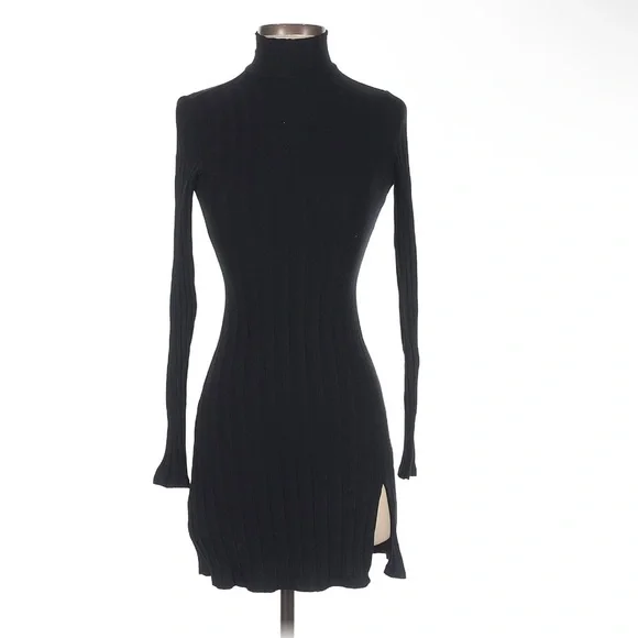 NEW REFORMATION Libra Knit Dress Black
$128 Wide Rib Faux Turtleneck Slit Large - Picture 6 of 13
